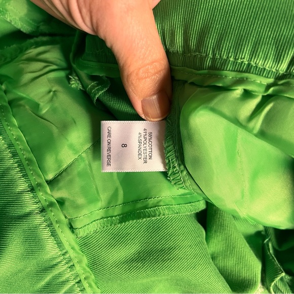 Cool shiney green 3/4 slacks, size 8. - Picture 5 of 5